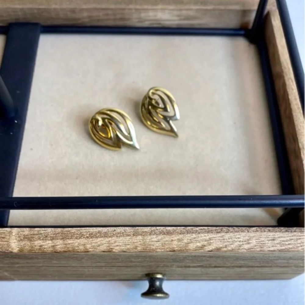 Retro Gold Fire Ball Stud Earrings‎